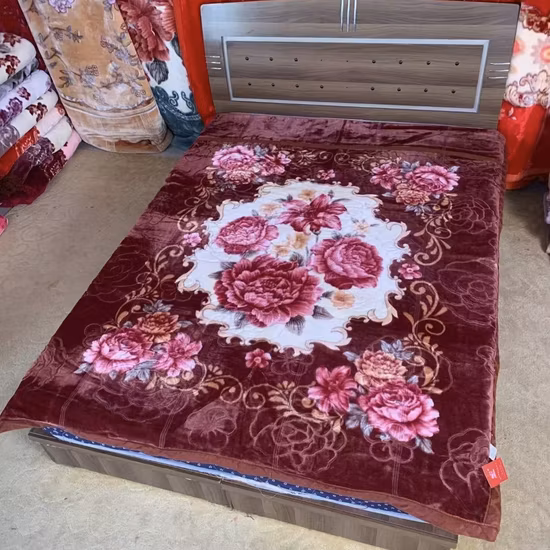 Chine Minky Home Winter Wedding Festival Raschel Couvertures de lit en polaire Truelove Fleur Floral Animal Flanelle Nuageux Sherpa Vison Fabricant de couverture coréenne